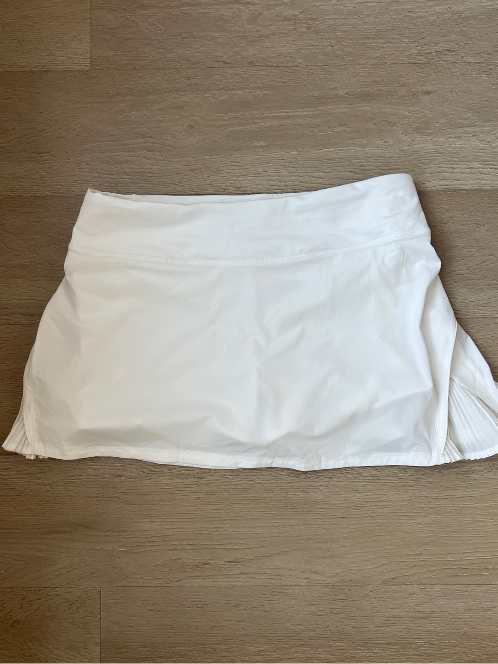 Lululemon White Pleated Tennis Skirt – Size 8